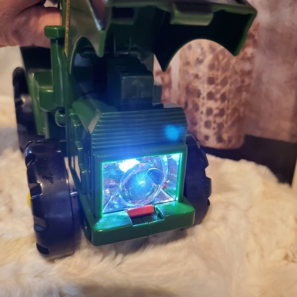 JOHN Deere Roll N Go Play Tractor Vehicle, with Flashlight - Picture 3 of 4
